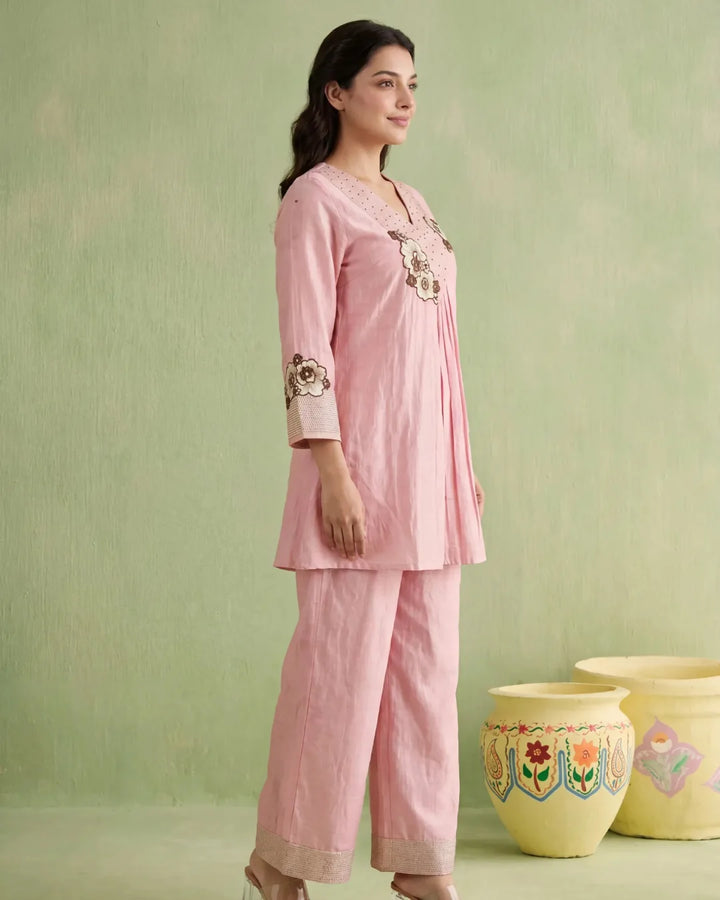 Light Pink Linen Chanderi Floral Applique Co-ord Set