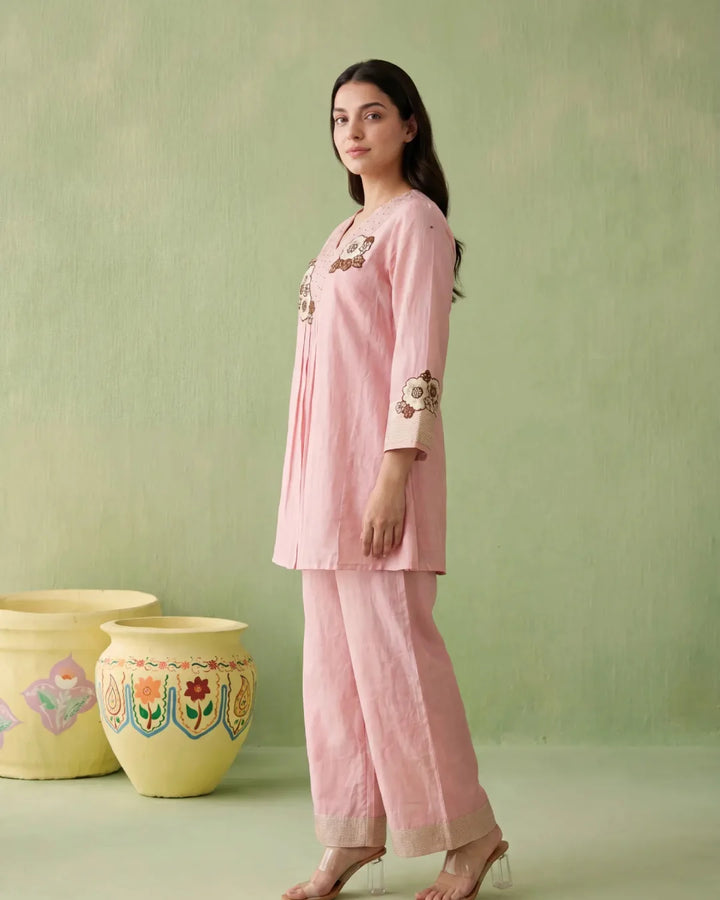 Light Pink Linen Chanderi Floral Applique Co-ord Set