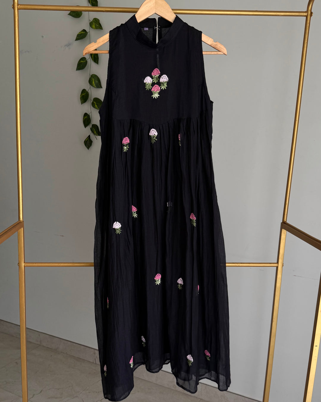 Pure Banaras Chanderi Black Sleeveless Frock With Floral Bullion Work
